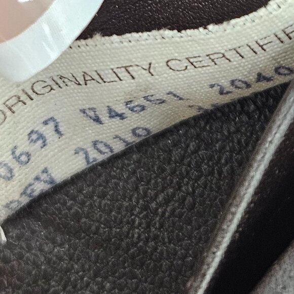 Bottega Veneta Intrecciato Bifold Card Wallet - Picture 4 of 17